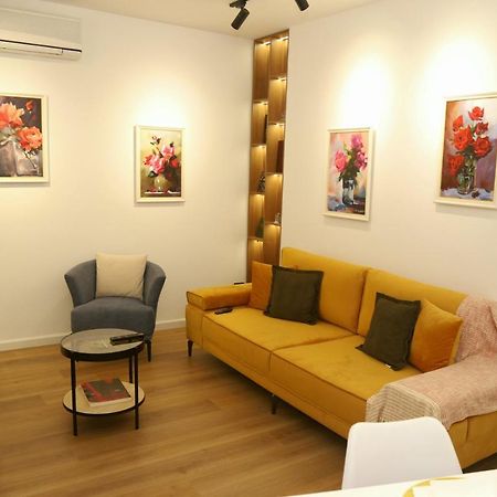 Mjolly Apartment 티라나 외부 사진