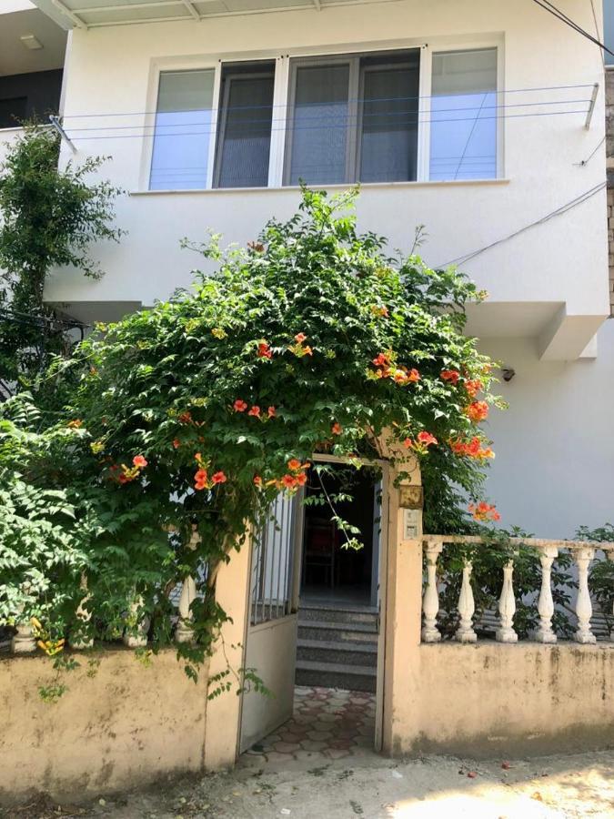 Mjolly Apartment 티라나 외부 사진